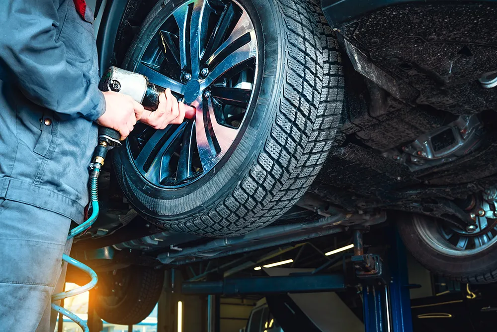 The Benefits of Regular Tire Maintenance in Hot Weather